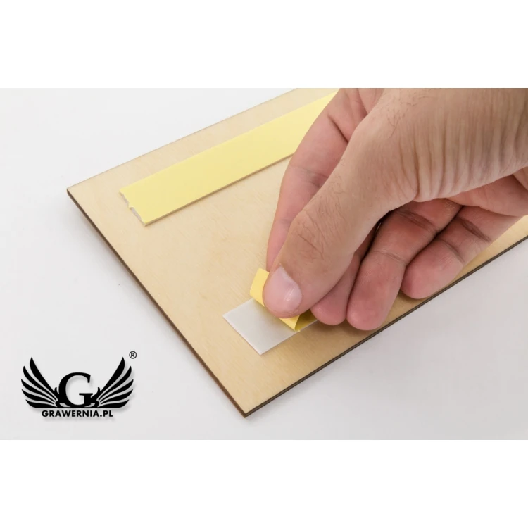 Drewniana tabliczka z wypukłym tekstem z plexi - wymiary: 300x110mm - TAB069 