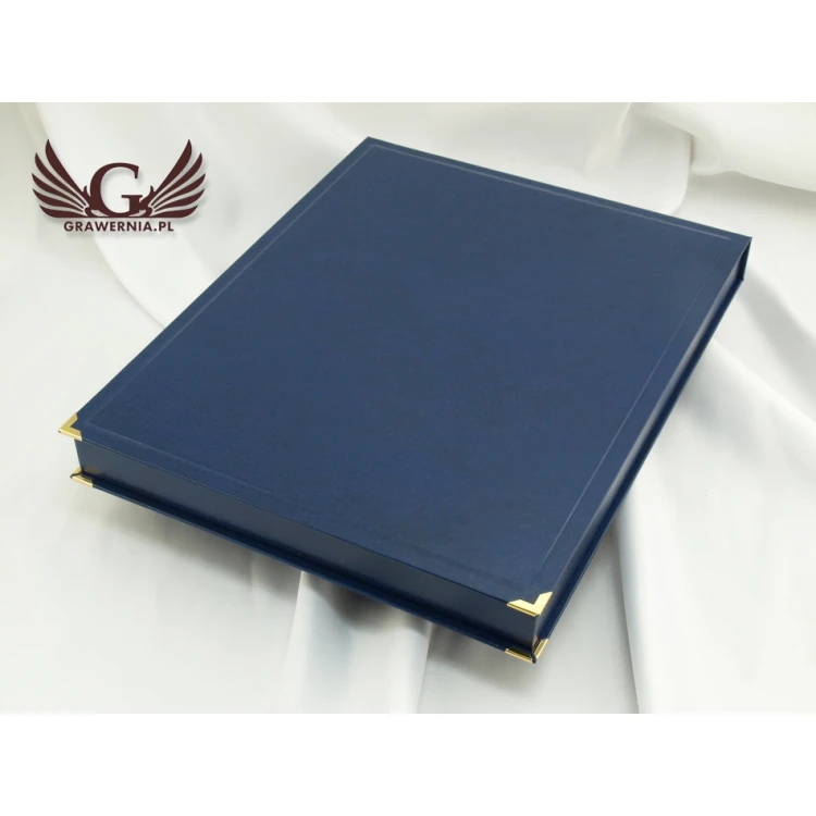 DYPLOM DLA PIANISTY GRAWEROWANY LASEREM - pionowy - SL039