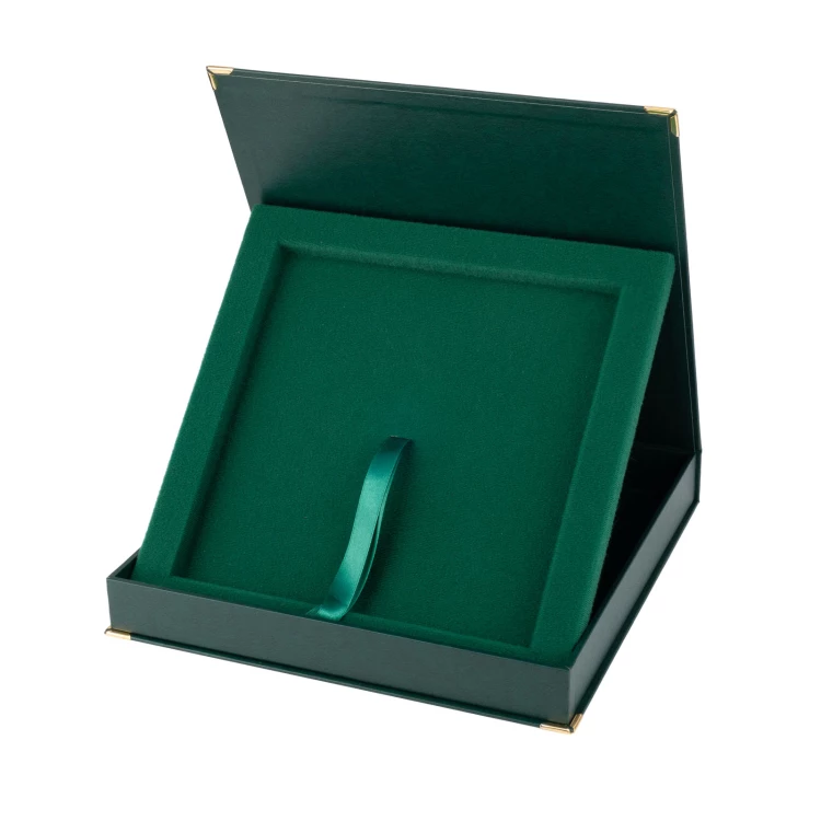 ETUI ZIELONE KWADRATOWE do dyplomu 200x200mm - ET037
