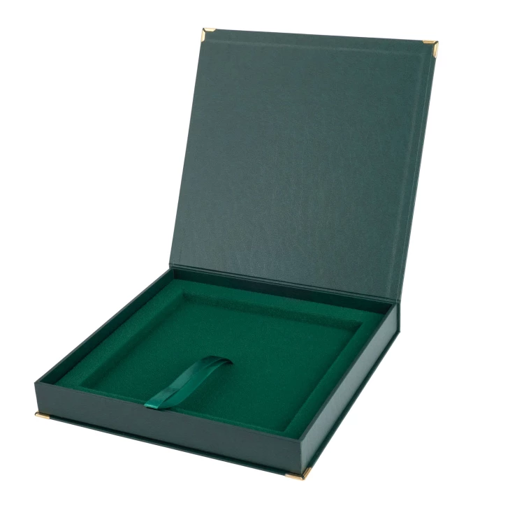 ETUI ZIELONE KWADRATOWE do dyplomu 200x200mm - ET037