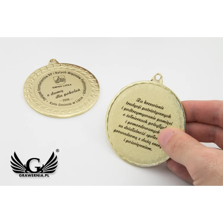 Medal grawerowany w drewnianej kasetce - średnica 70mm - MGR089