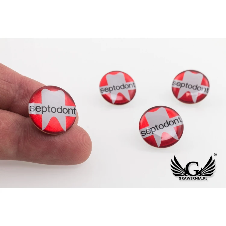 Pinsy z mosiądzu - wypukłe 3D doming - dowolne logo - PWD009