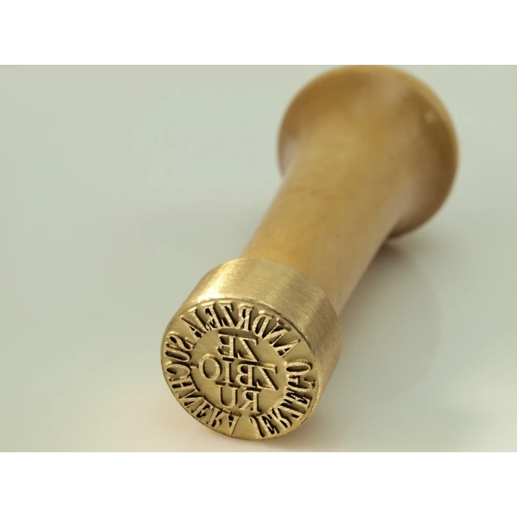 Stempel z mosiądzu do odbijania tuszem - średnica 22mm, głębokość graweru około 0,4mm