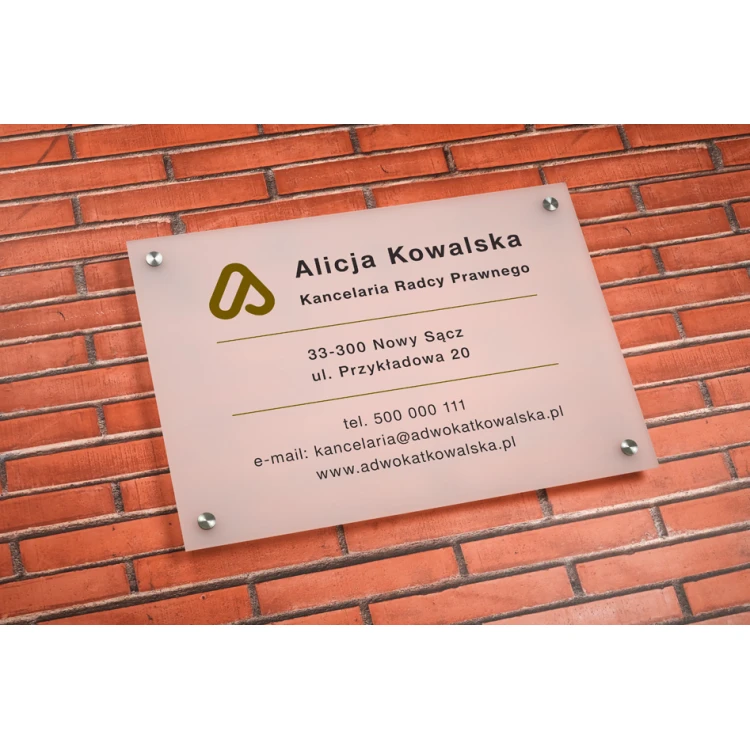 Szyld Kancelaria Radcy Prawnego z pleksi gr. 3mm - druk UV - plexi biała frost półtransparentna - SZ154 - wym. 420x297mm (A3)