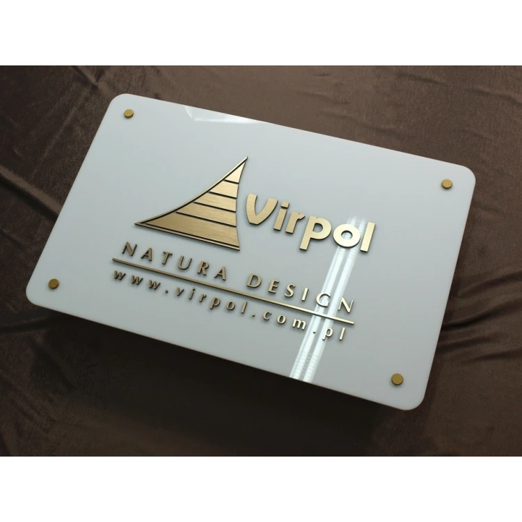 SZYLD Z WYPUKŁYM LOGO TWOJEJ FIRMY - SZ022 - wym. 700x450mm