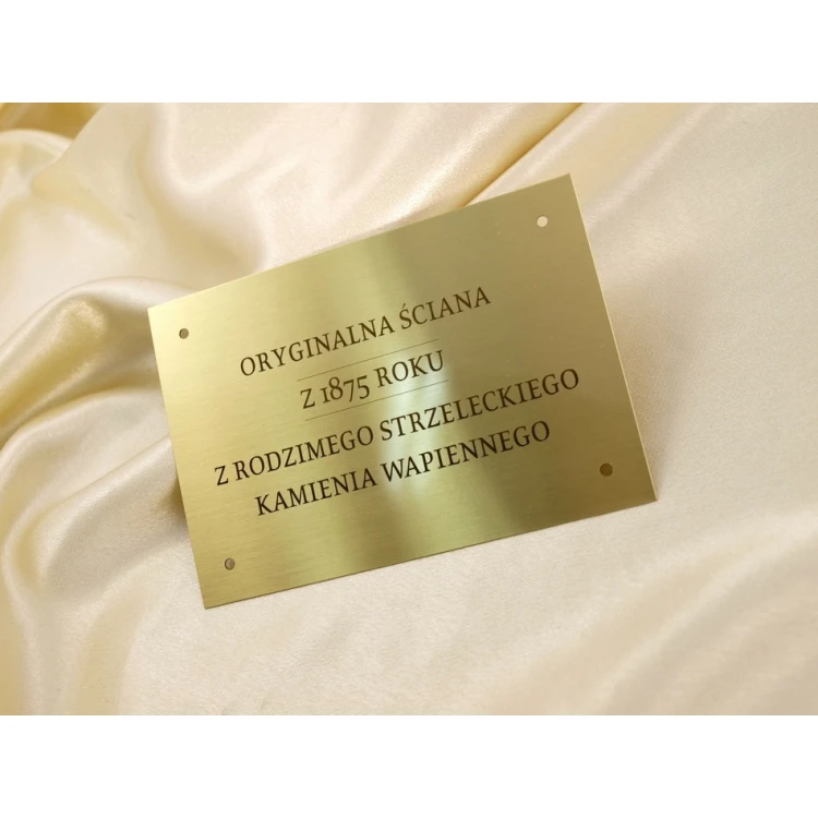 Tabliczka pamiątkowa - mosiądz szczotkowany z lakierem - M011 - wym. 130x90mm