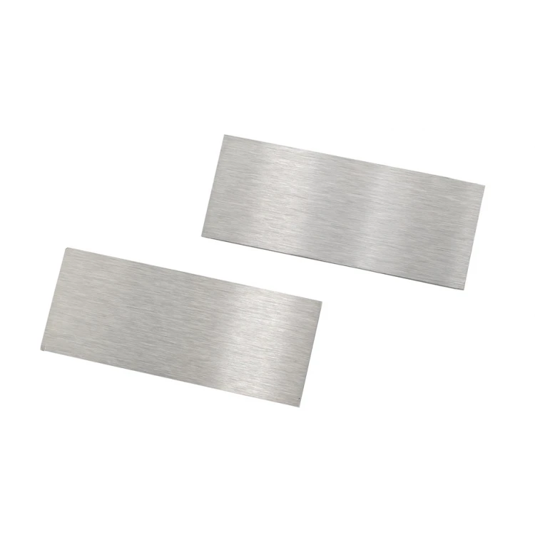 Tabliczka stalowa z dowolnym grawerem - wym. 40x16x1mm - TS029