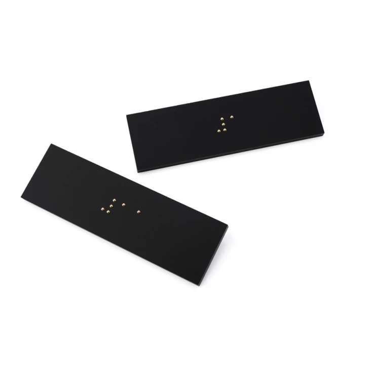 Tabliczka z dowolną numeracją w piśmie Braille'a - akryl czarny mat - wym. 50x25mm - DARK - TAB399 
