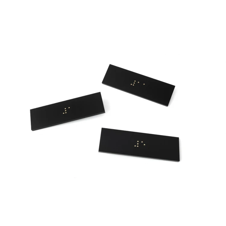 Tabliczka z dowolną numeracją w piśmie Braille'a - akryl czarny mat - wym. 50x25mm - DARK - TAB399 